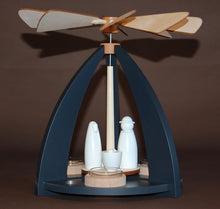 Laden Sie das Bild in den Galerie-Viewer, moderne Pyramide mit Krippenfiguren anthrazitgrau