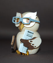 Laden Sie das Bild in den Galerie-Viewer, Mini-Eule mit Brille