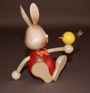 Hase Stupsi mit Küken