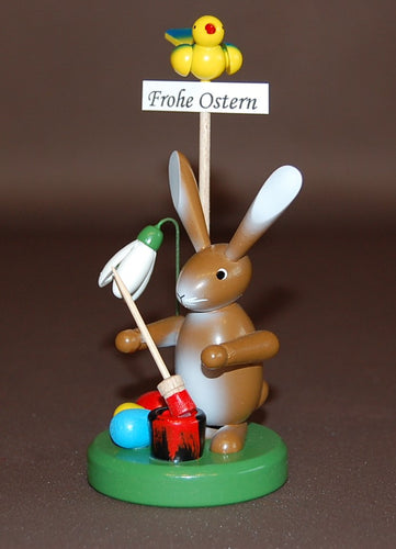 Osterhase mit Farbtopf