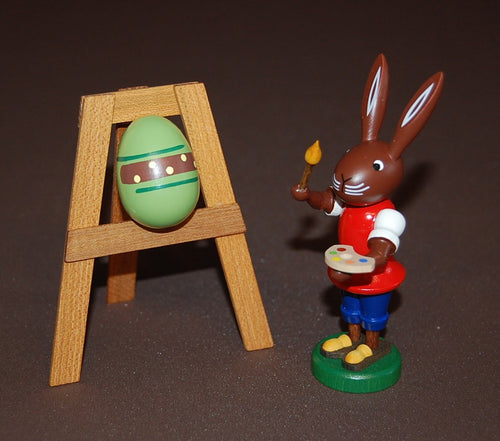 Osterhase mit Staffelei