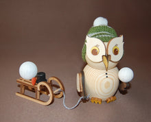 Laden Sie das Bild in den Galerie-Viewer, Mini-Eule Schlitten