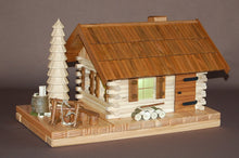 Laden Sie das Bild in den Galerie-Viewer, Räucher- Lichterhaus &quot;Blockhütte&quot;